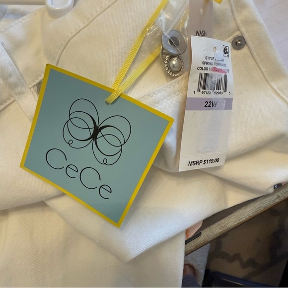 CeCe Plus Size High-Rise Indigo Denim Pearl Button Hem Skinny Jeans 22W NWT - Picture 8 of 10